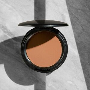 Cover Effect Mineral Foundation